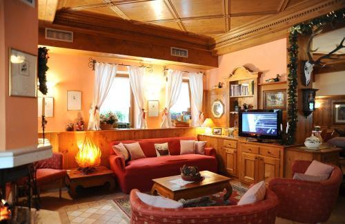 רוקה פייטורה Hotel Garni Il Cirmolo מראה חיצוני תמונה